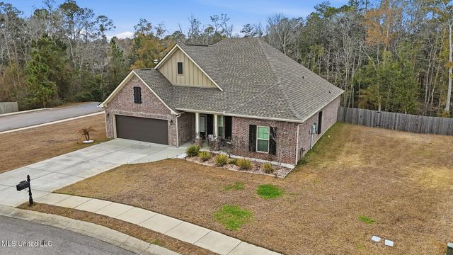 24641 Knollwood Drive, Pass Christian, MS 39571