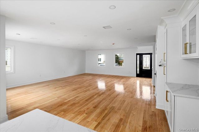 949 Midway, Woodmere, NY 11598