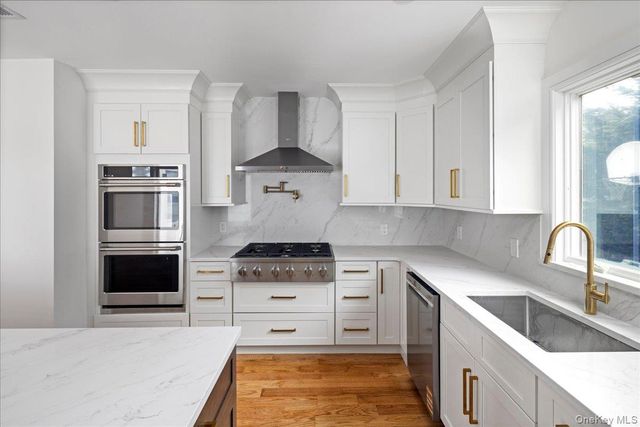 949 Midway, Woodmere, NY 11598