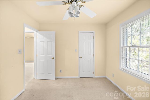 5636 Ivygate Lane, Charlotte, NC 28226