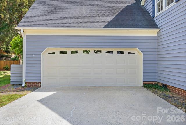 5636 Ivygate Lane, Charlotte, NC 28226