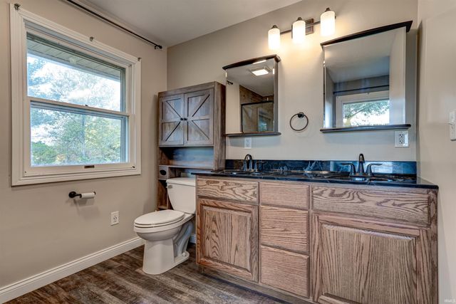 4732 W 630 S, Huntingburg, IN 47542