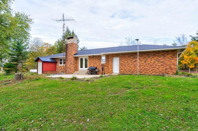 4732 W 630 S, Huntingburg, IN 47542