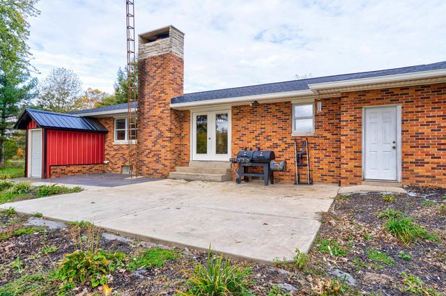 4732 W 630 S, Huntingburg, IN 47542