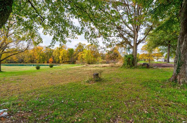 4732 W 630 S, Huntingburg, IN 47542