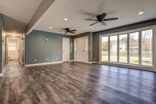 4732 W 630 S, Huntingburg, IN 47542