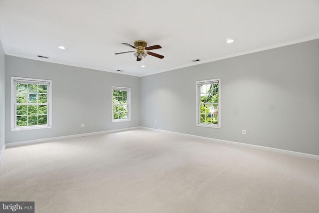 8613 VERNON AVE, Alexandria, VA 22309