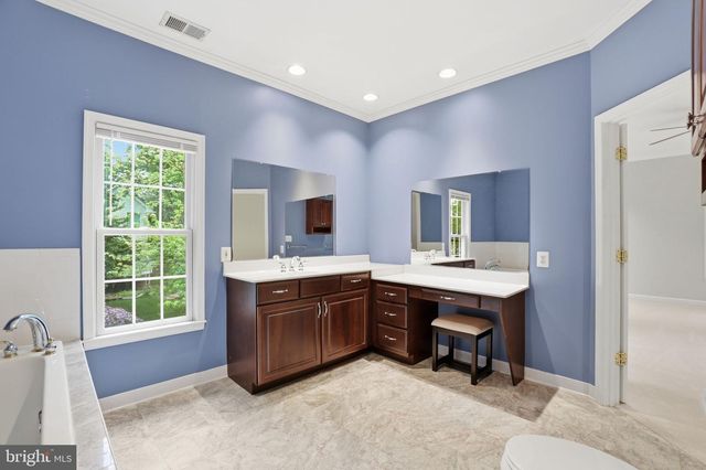 8613 VERNON AVE, Alexandria, VA 22309