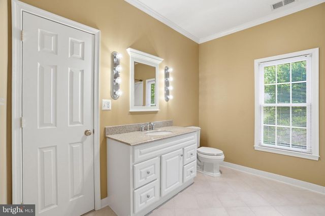 8613 VERNON AVE, Alexandria, VA 22309
