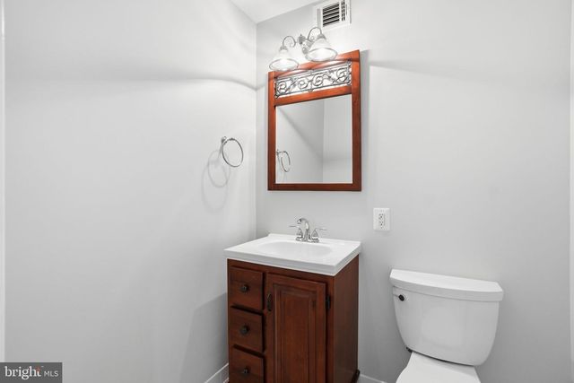 8613 VERNON AVE, Alexandria, VA 22309