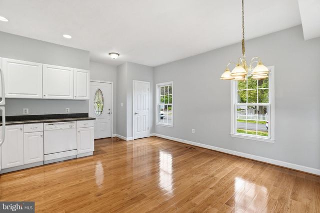 8613 VERNON AVE, Alexandria, VA 22309