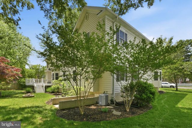 8613 VERNON AVE, Alexandria, VA 22309