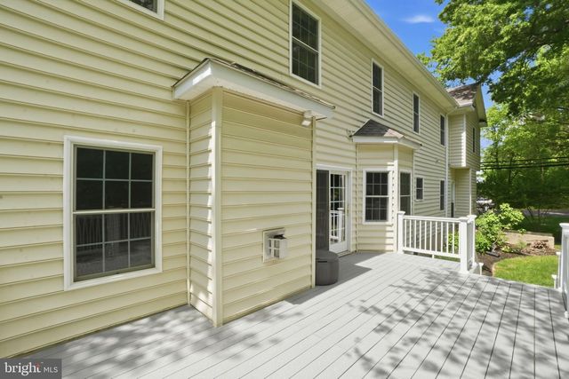 8613 VERNON AVE, Alexandria, VA 22309