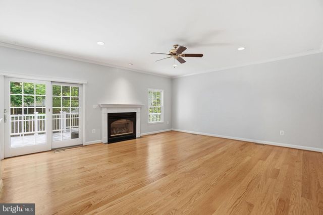8613 VERNON AVE, Alexandria, VA 22309