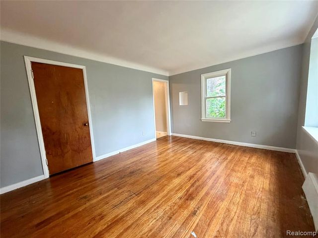 26043 Brush Street, Madison Heights, MI 48071