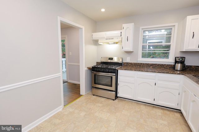 14808 EMPIRE ST, Woodbridge, VA 22193