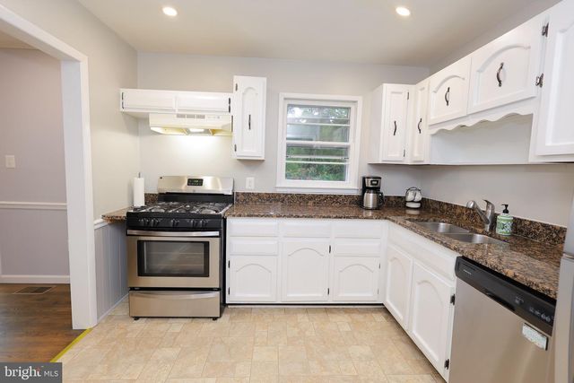 14808 EMPIRE ST, Woodbridge, VA 22193
