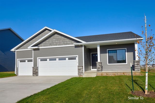 1116 Featherstone Avenue NE, Bondurant, IA 50035