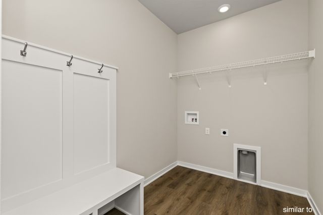 1116 Featherstone Avenue NE, Bondurant, IA 50035