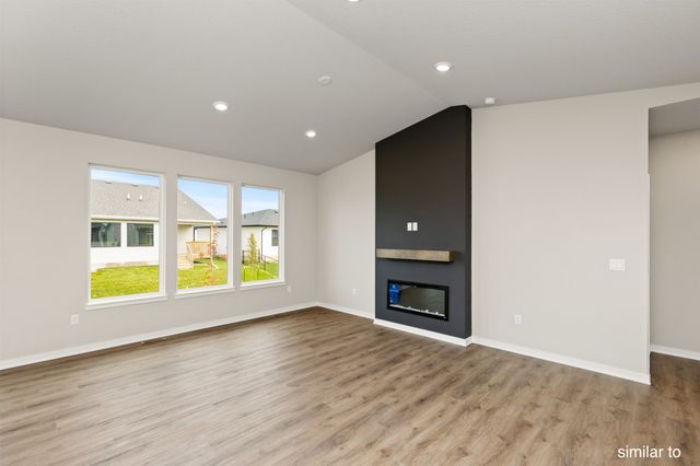 1116 Featherstone Avenue NE, Bondurant, IA 50035