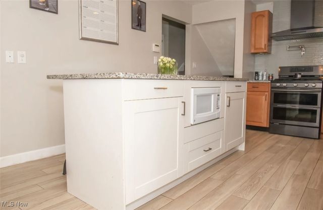 1560 S Meridian Road, Austintown, OH 44511