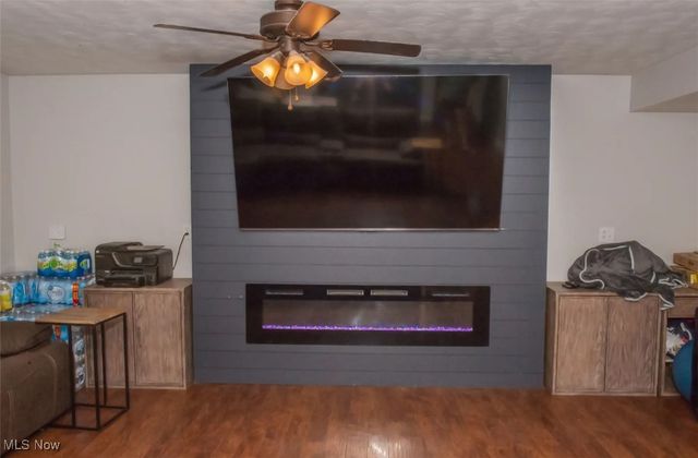 1560 S Meridian Road, Austintown, OH 44511