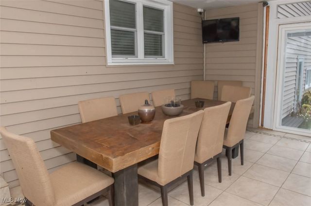 1560 S Meridian Road, Austintown, OH 44511