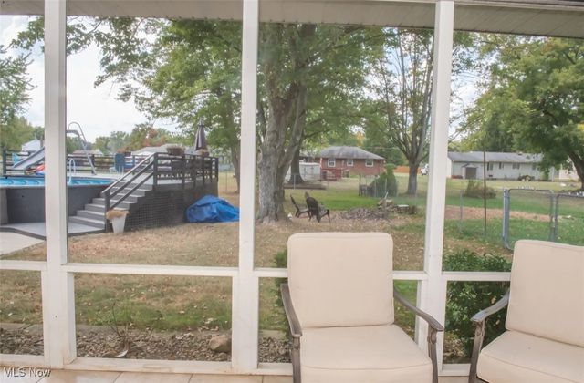 1560 S Meridian Road, Austintown, OH 44511