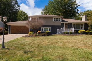 1560 S Meridian Road, Austintown, OH 44511