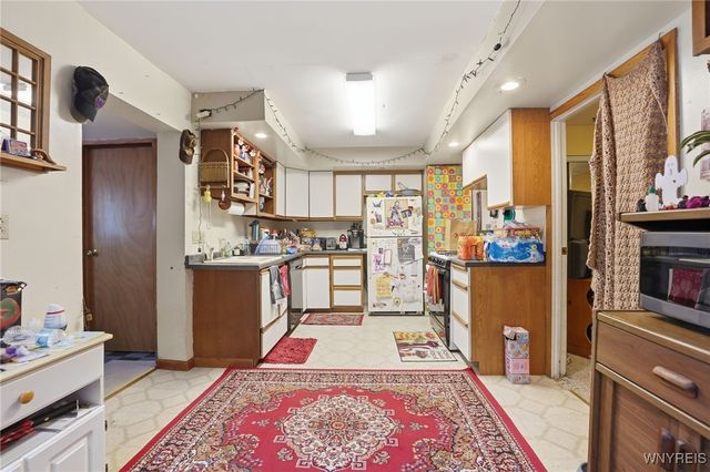 45 Crane Street, Lancaster, NY 14043