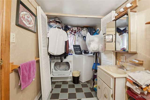 45 Crane Street, Lancaster, NY 14043