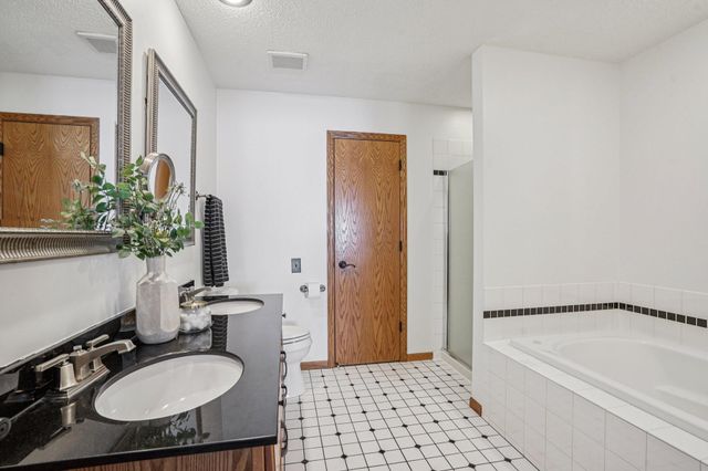 4168 Countryview Drive, Eagan, MN 55123