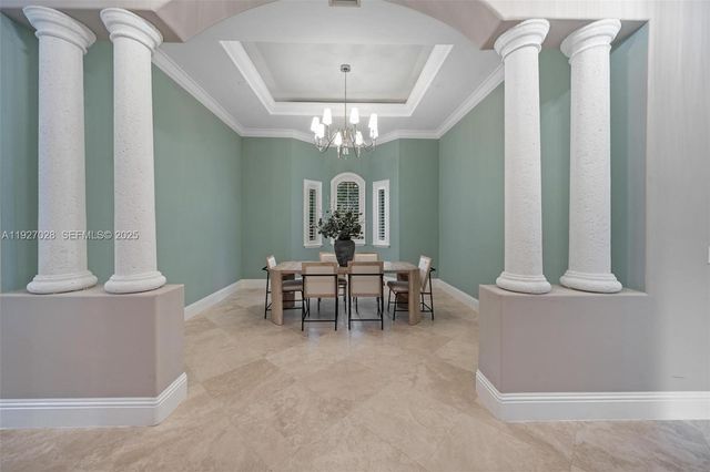 6890 SW 94th Street, Pinecrest, FL 33156