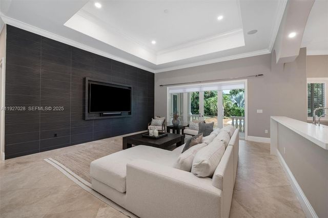 6890 SW 94th Street, Pinecrest, FL 33156