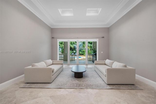 6890 SW 94th Street, Pinecrest, FL 33156