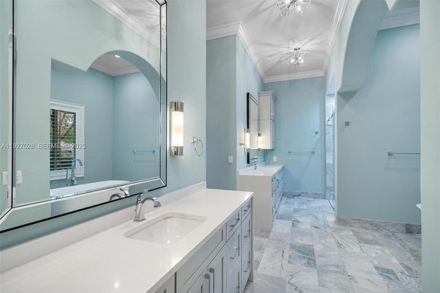 6890 SW 94th Street, Pinecrest, FL 33156