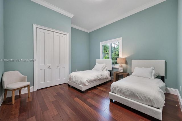 6890 SW 94th Street, Pinecrest, FL 33156