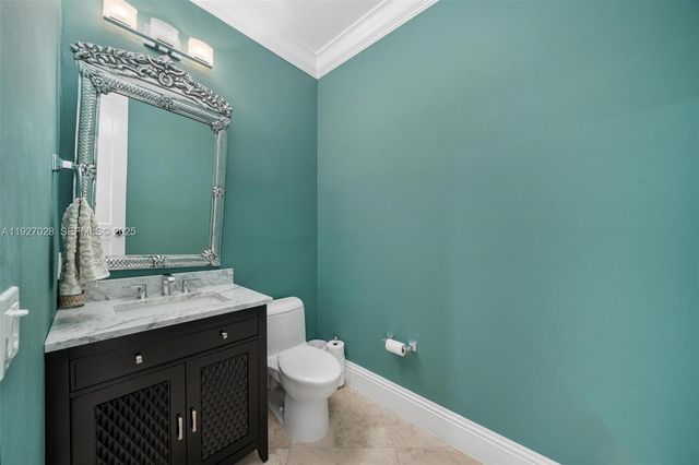 6890 SW 94th Street, Pinecrest, FL 33156