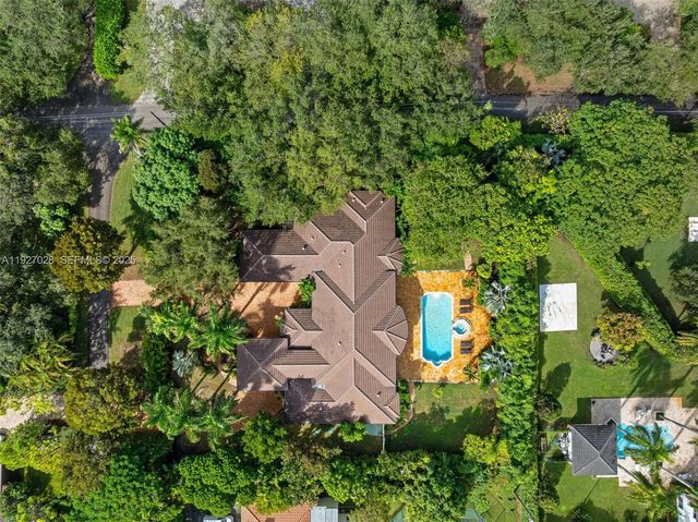 6890 SW 94th Street, Pinecrest, FL 33156