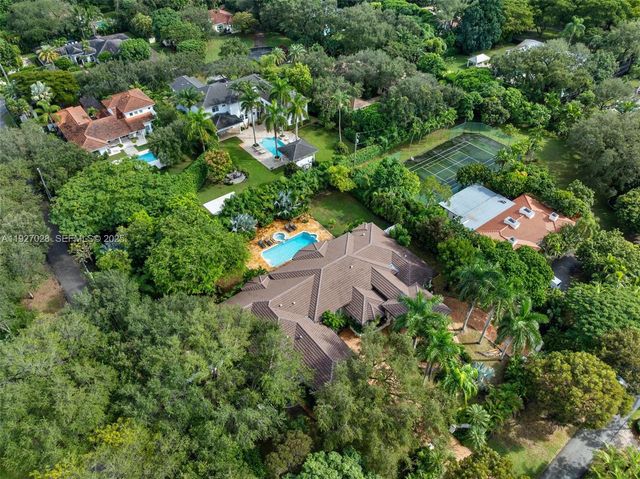 6890 SW 94th Street, Pinecrest, FL 33156