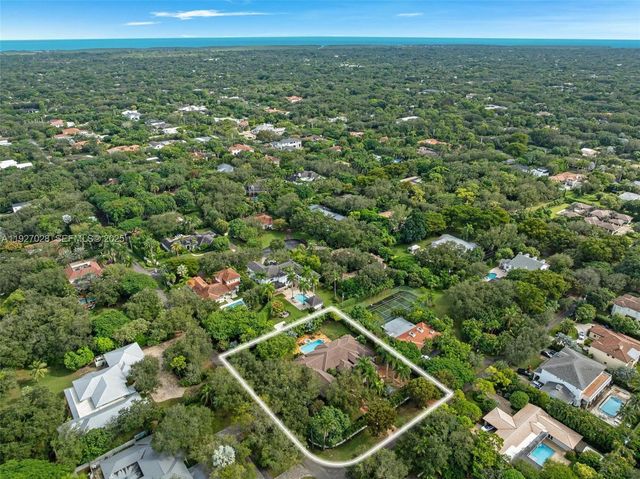 6890 SW 94th Street, Pinecrest, FL 33156