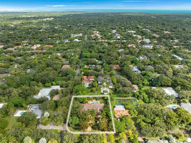 6890 SW 94th Street, Pinecrest, FL 33156