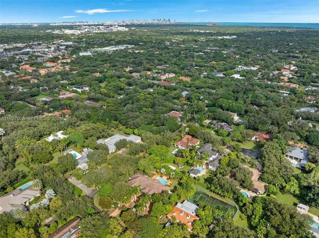 6890 SW 94th Street, Pinecrest, FL 33156