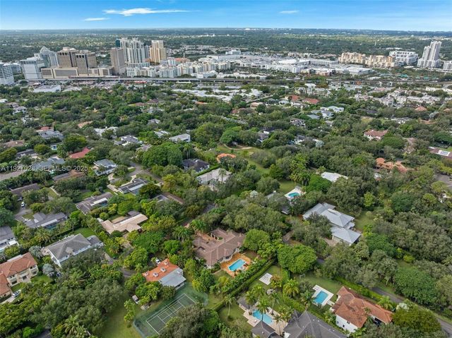 6890 SW 94th Street, Pinecrest, FL 33156