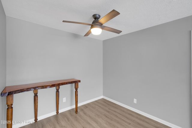 8 Dupont Way APT 1, Louisville, KY 40207