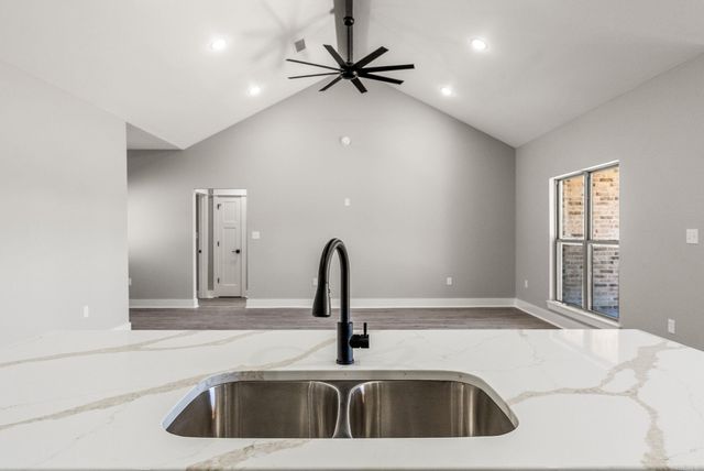 10 Taylor's Place Lane, Conway, AR 72032