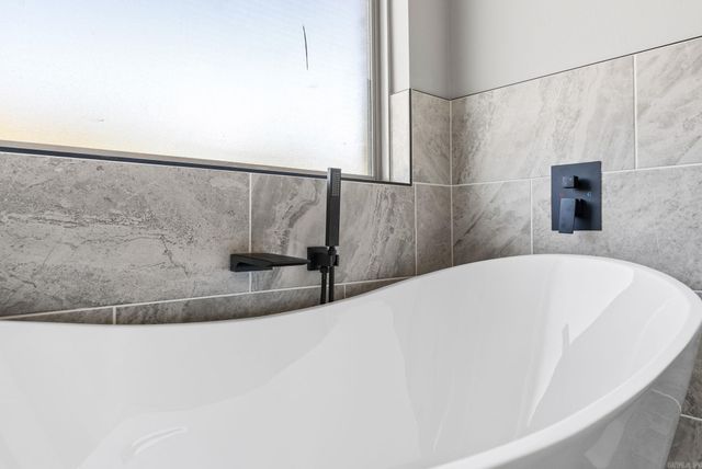 10 Taylor's Place Lane, Conway, AR 72032