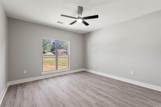 10 Taylor's Place Lane, Conway, AR 72032