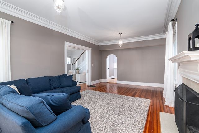 15 Humboldt Avenue, Providence, RI 02906