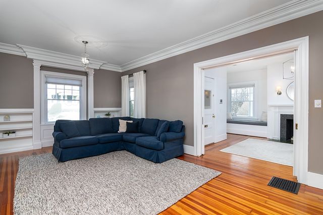 15 Humboldt Avenue, Providence, RI 02906